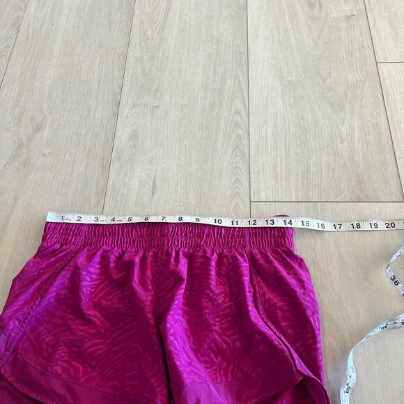 Athleta Purple Athletic Shorts Lightweight Performance size S - Picture 5 of 11